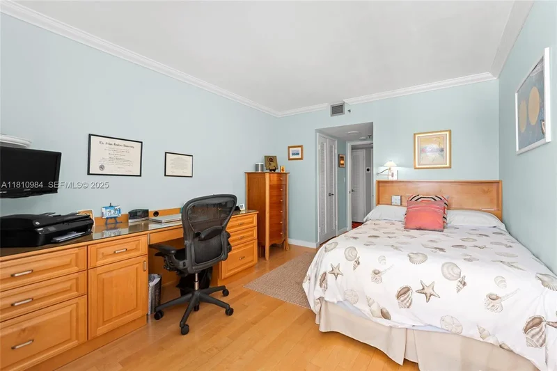 9 Island Ave 505, Miami Beach, Florida, United States. - Photo 32