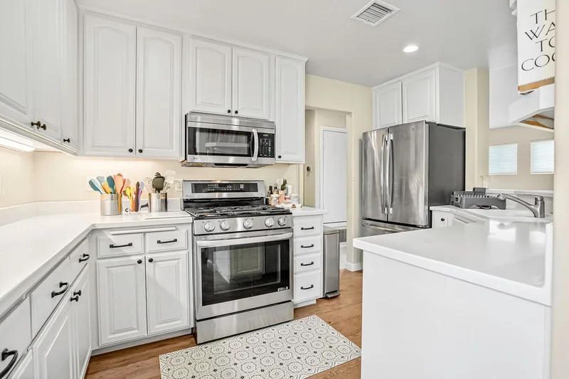 1034 & 1036 Isabella Avenue , Coronado, CA 92118, Coronado, California, United States. - Photo 12