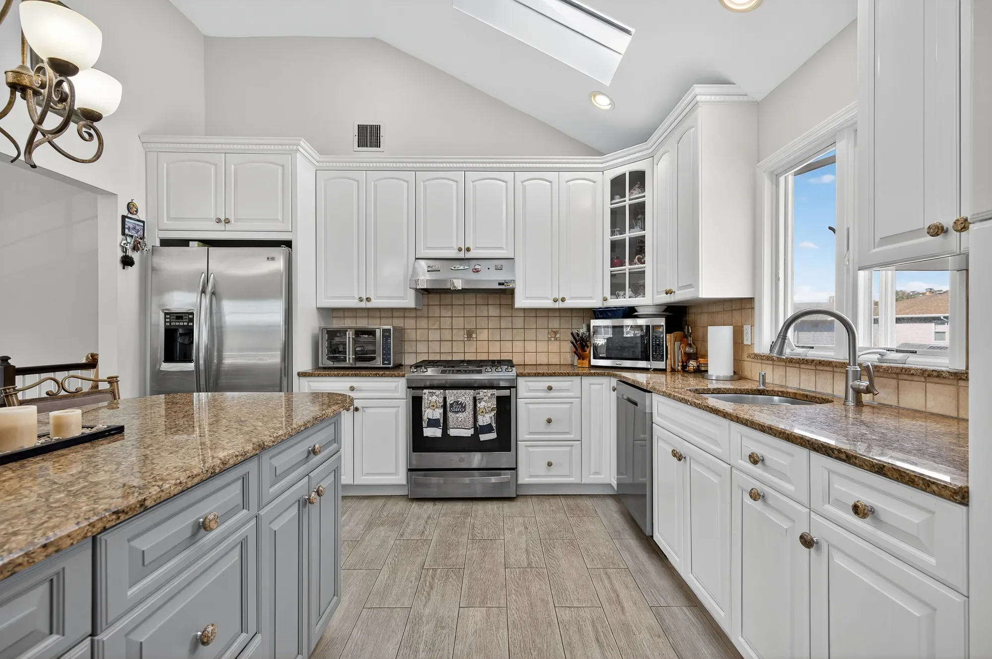 2501 Lancaster Street , East Meadow, NY 11554, East Meadow, New York, United States. - Photo 15