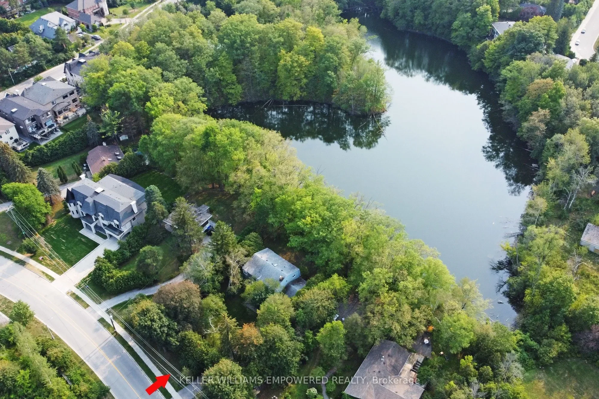 16 Bayview Park Lane, Richmond Hill, ON L4E 4K7, Gormley, Ontario, Canada. - Photo 2