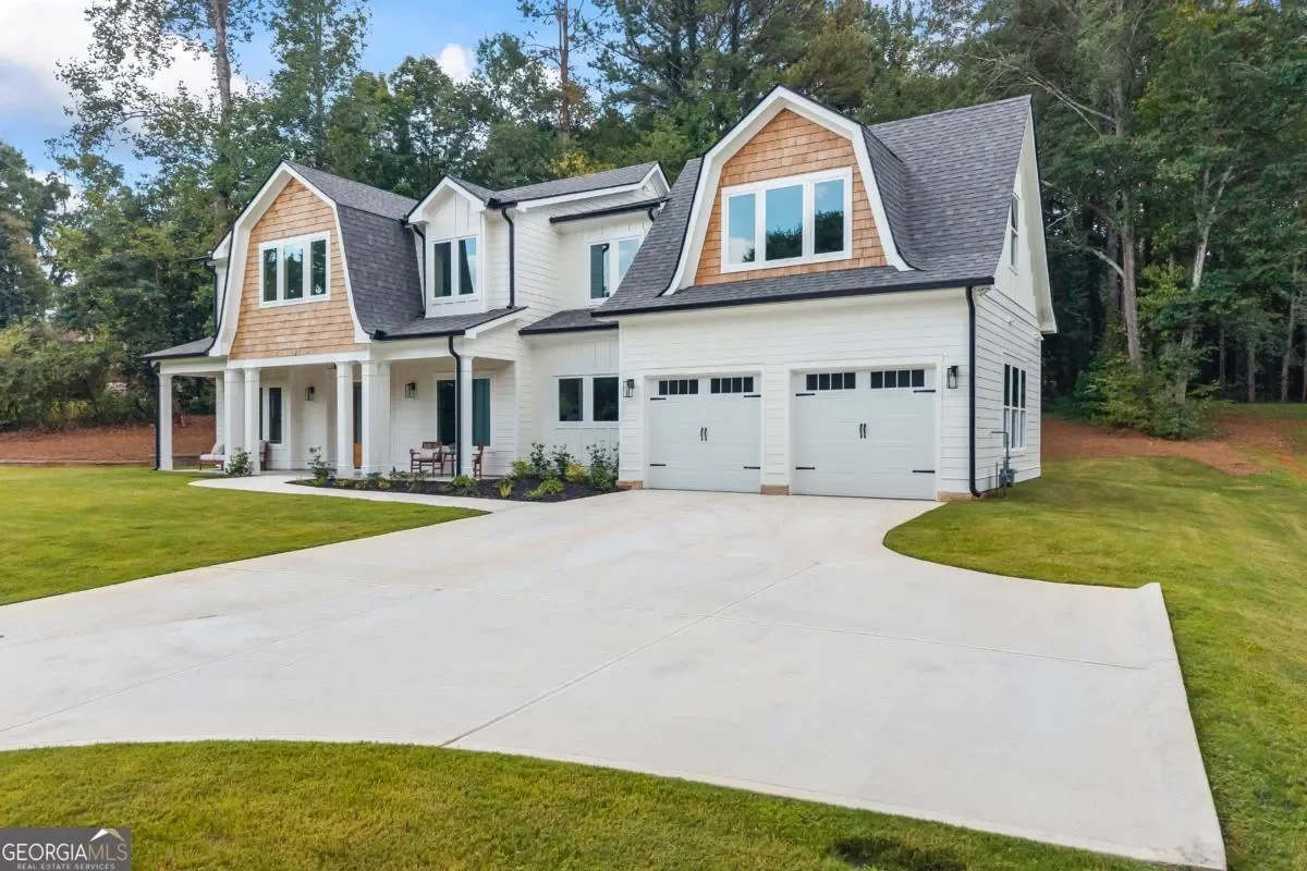 Lilburn, Georgia, United States. - Photo 68