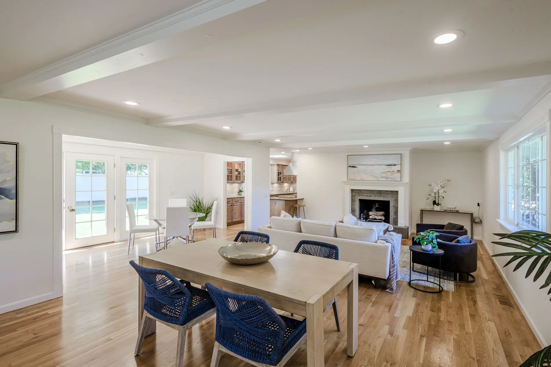 1597 Edgewood Drive , Palo Alto, CA 94303, East Palo Alto, California, United States. - Photo 3