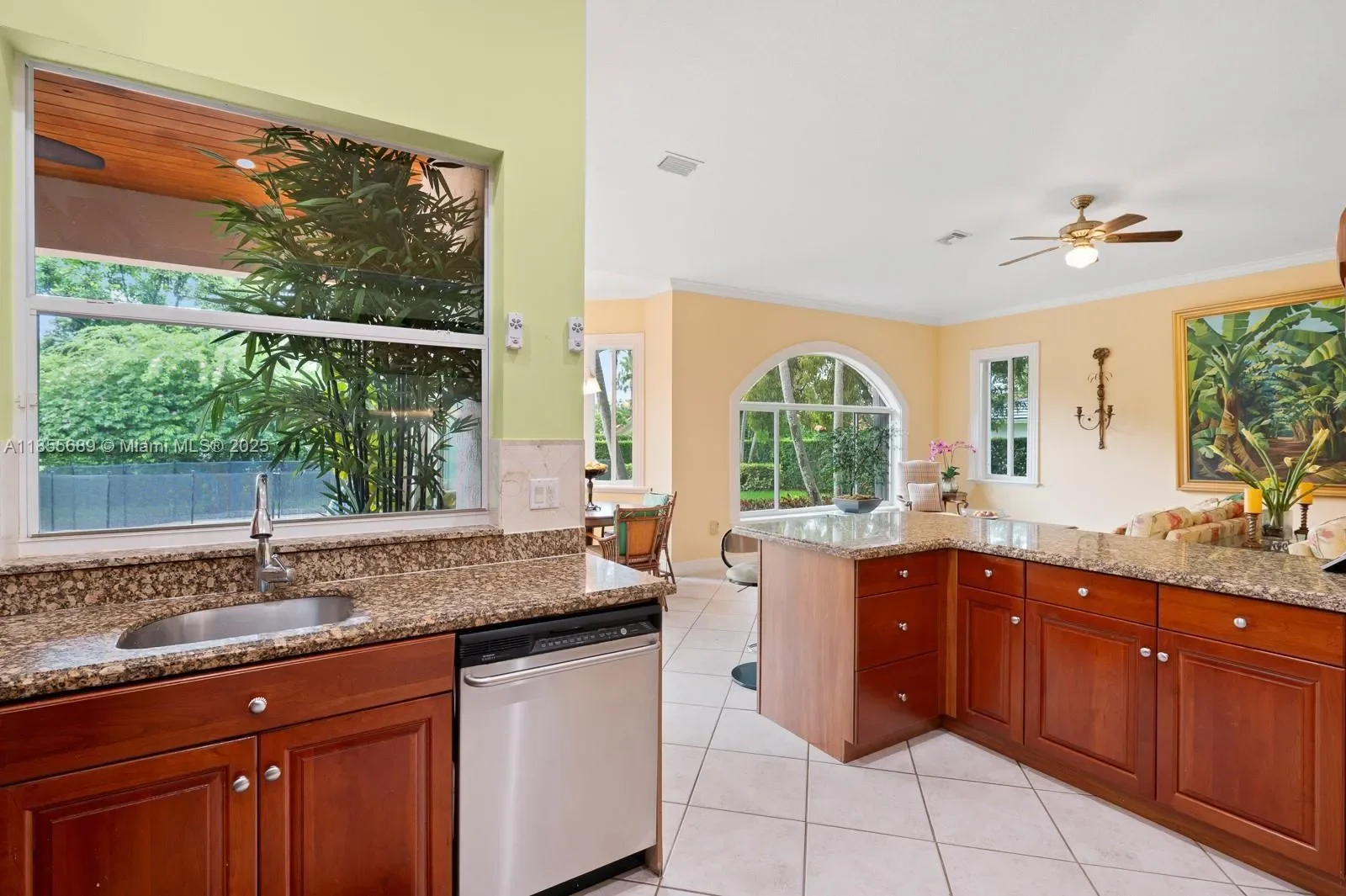 10621 SW 77th Ave, Coral Gables, Florida, United States. - Photo 13