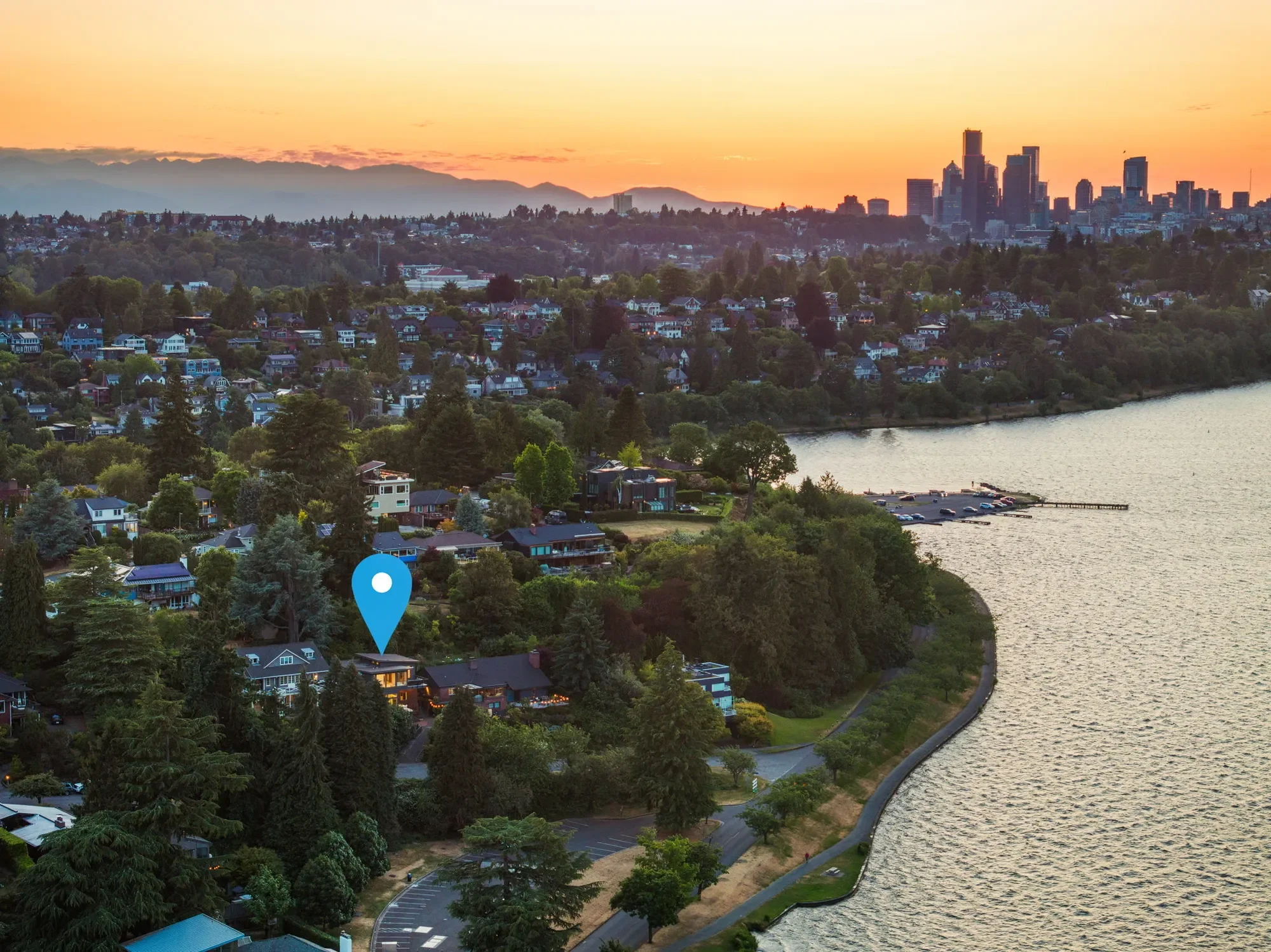 3925 48th Ave S , Seattle, WA 98118, Seattle, Washington, United States. - Photo 33