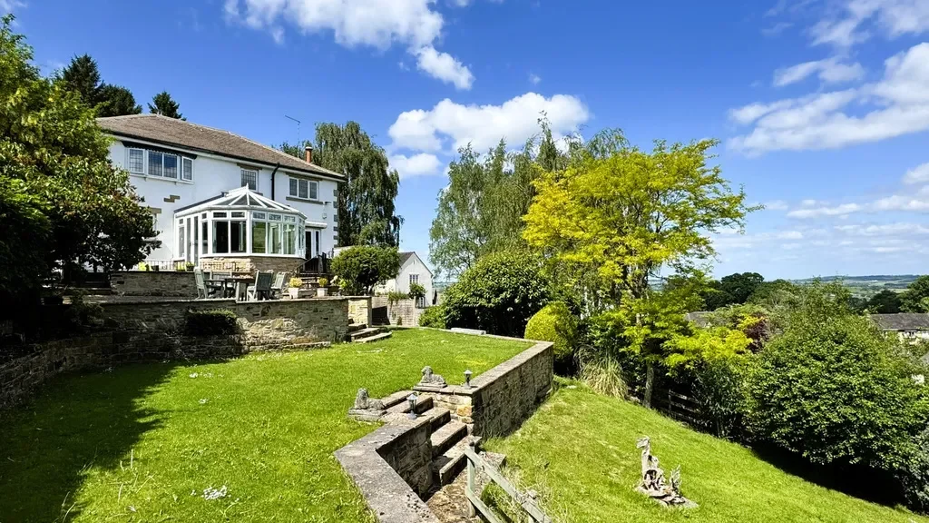 Hall  Drive, Bramhope, Bramhope, England, United Kingdom. - Photo 22