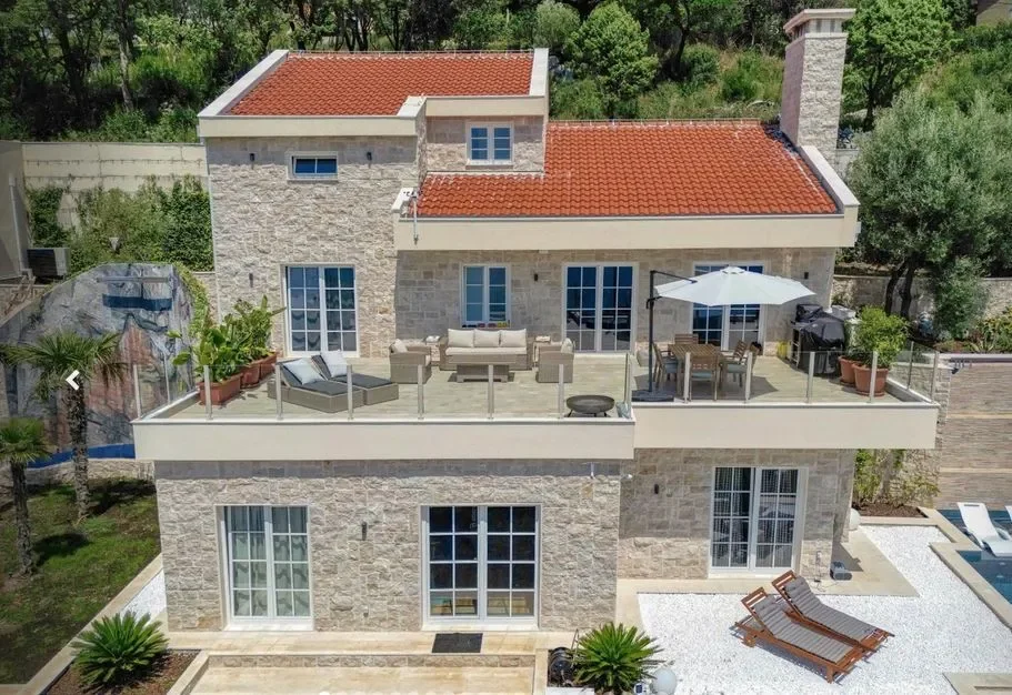 Podi bb, Herceg Novi, Herceg Novi, Herceg Novi Municipality, Montenegro. - Hero Image