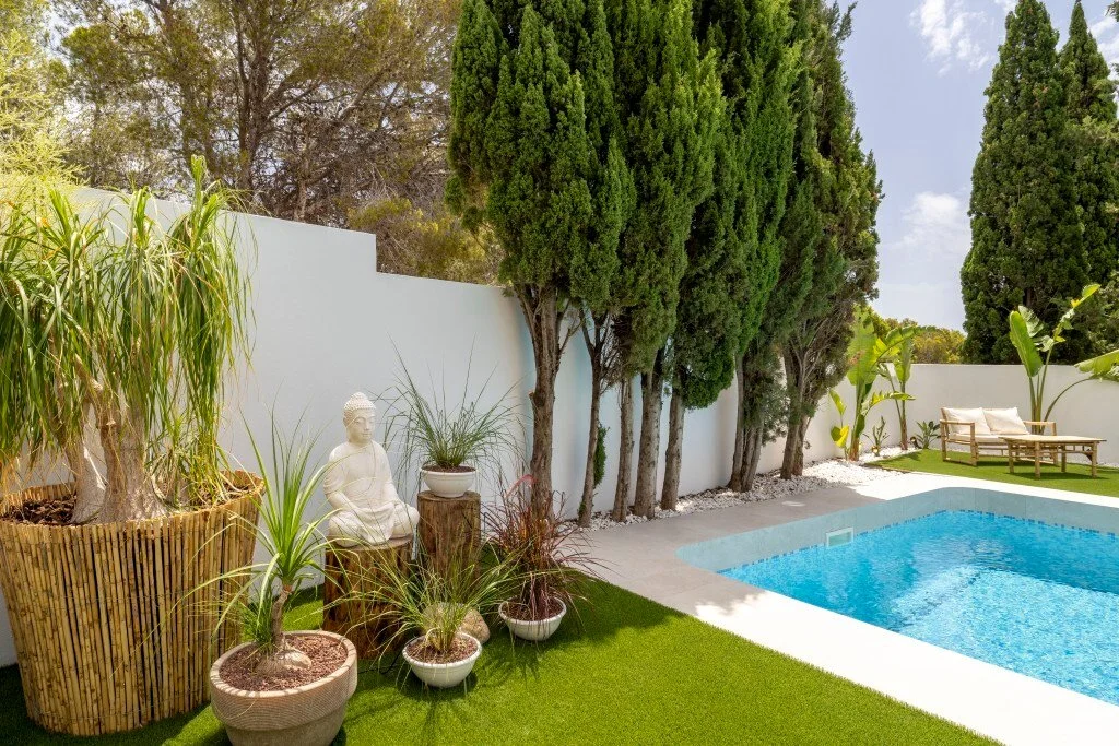Exterior photo 9