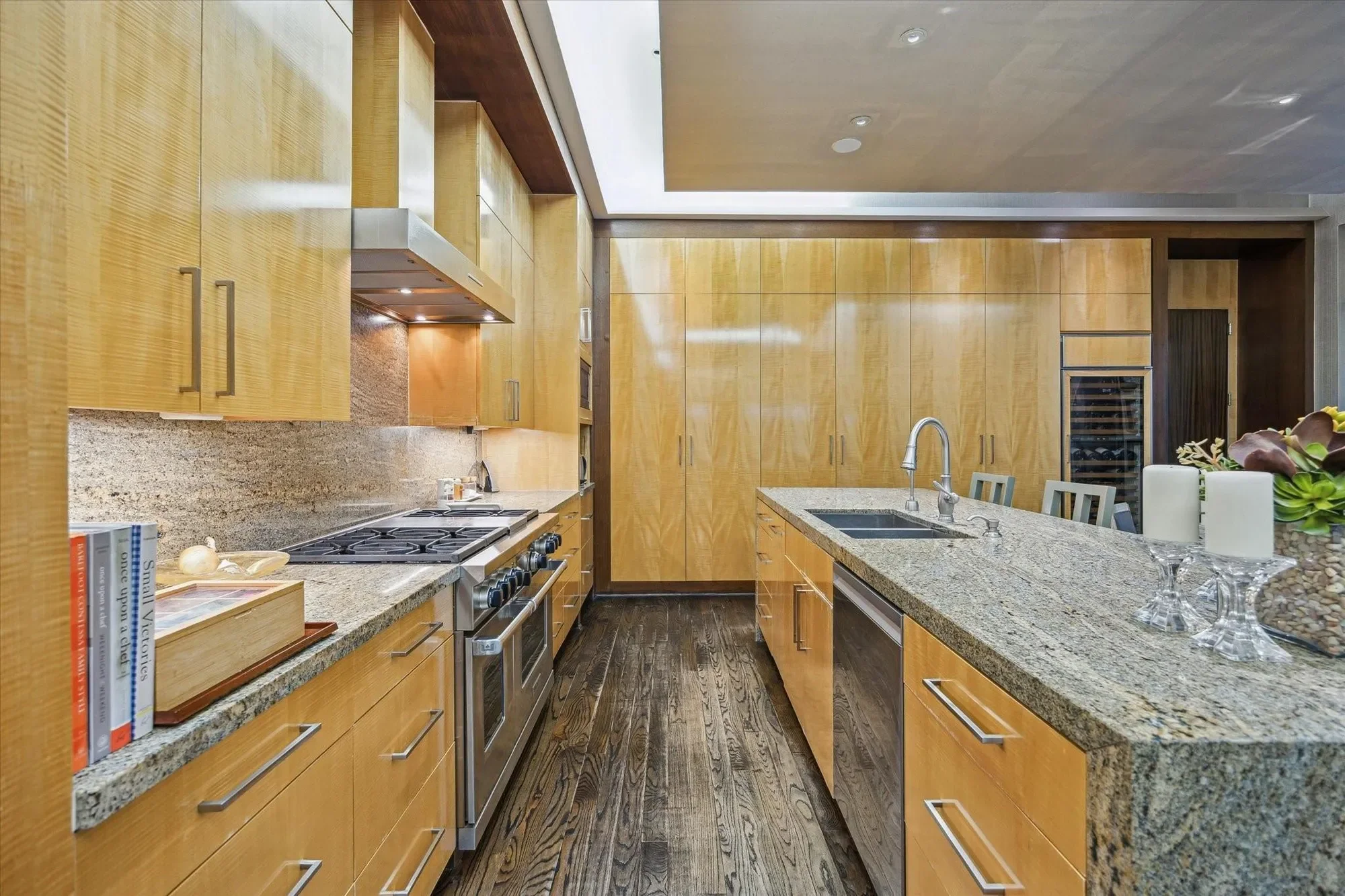 20 Eaton Square, Houston, Texas, United States. - Photo 10