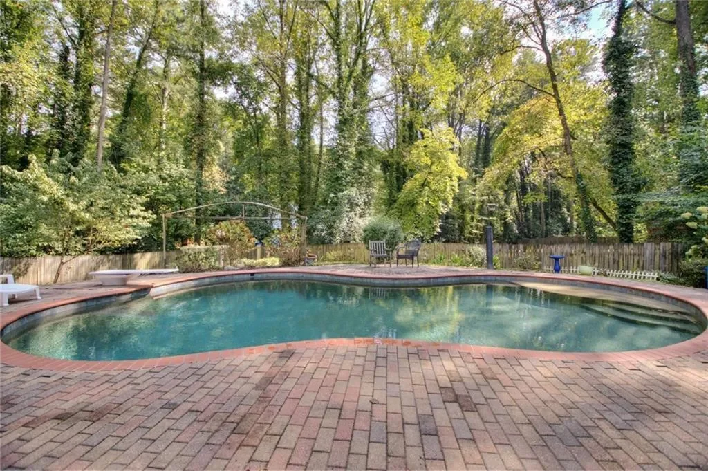 2659 Amberly Drive, Dunwoody, Georgia, United States. - Photo 58