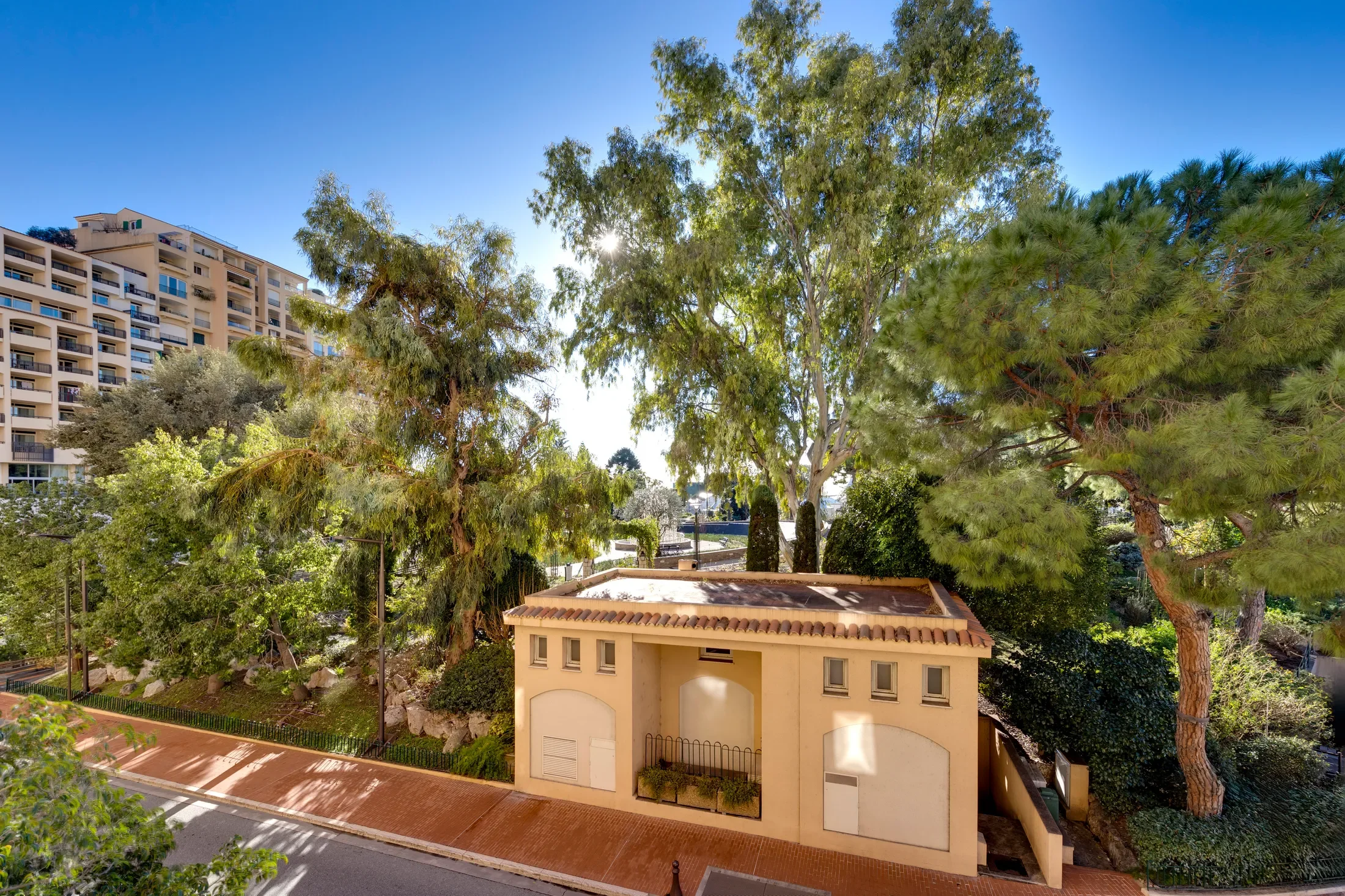 Elegant one bedroom apartment in the heart of Fontvieille