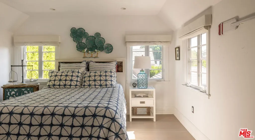 1614 N Fairfax Avenue, Los Angeles, California, United States. - Photo 19