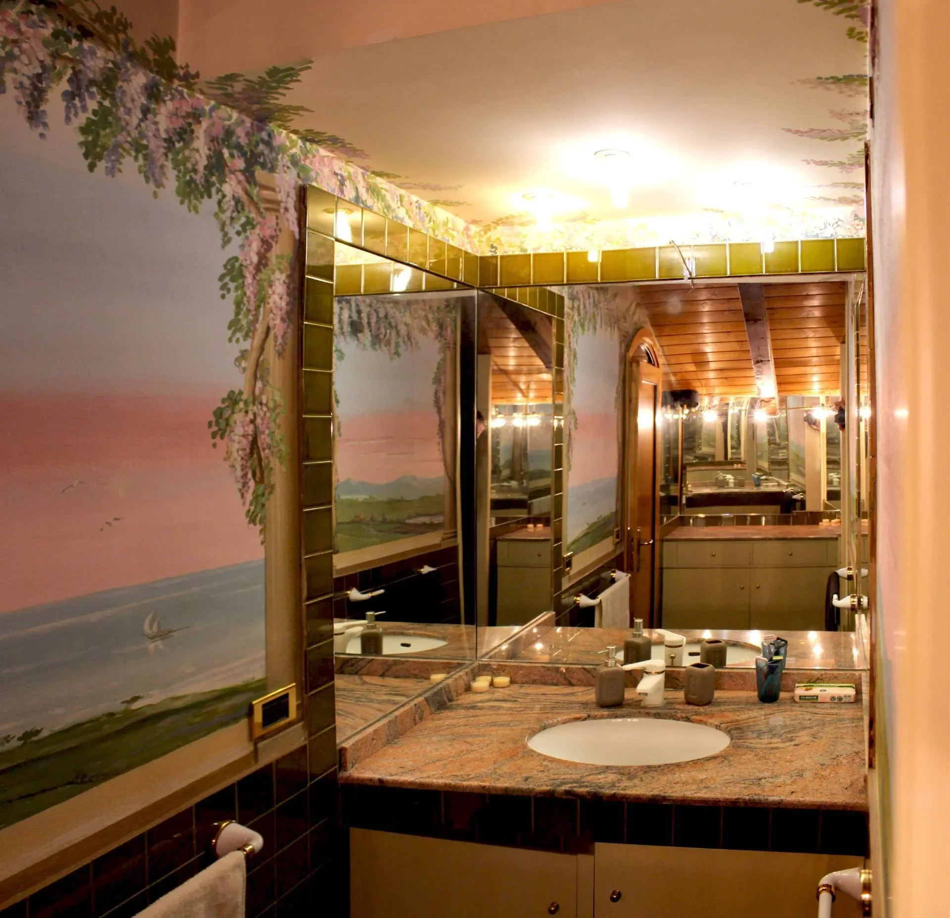 Gallery photo 6