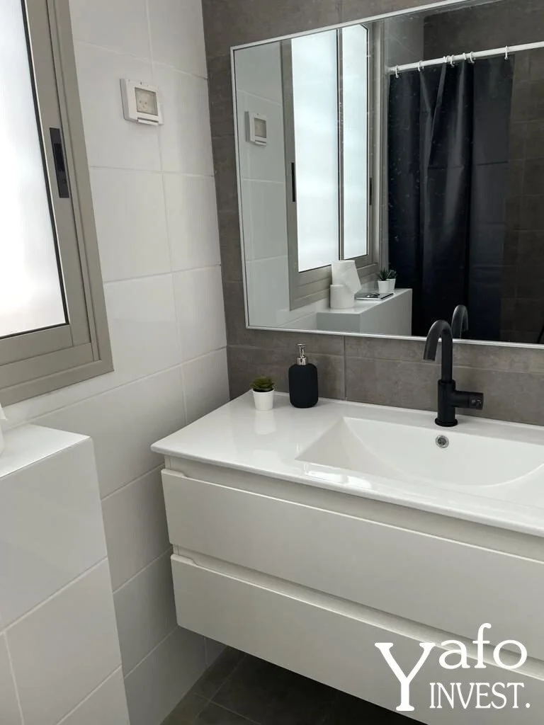 Gallery photo 3