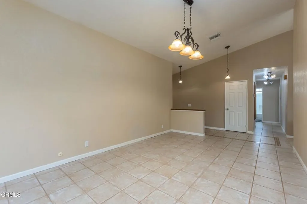 1733 Cherry Hill Road, Santa Paula, CA 93060, Santa Paula, California, United States. - Photo 28