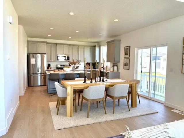 1002 W NETLEAF ST 126, Saratoga Springs, Utah, United States. - Photo 19
