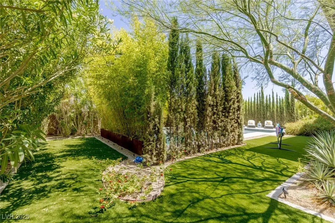 2650 Eldora Estates, Las Vegas, Nevada, United States. - Photo 42