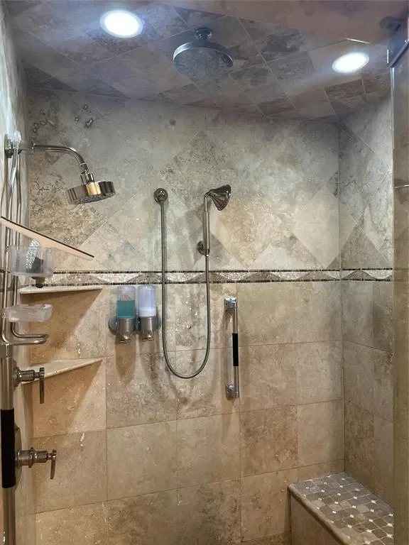 6622 Regalbluff Drive, Dallas, Texas, United States. - Photo 7