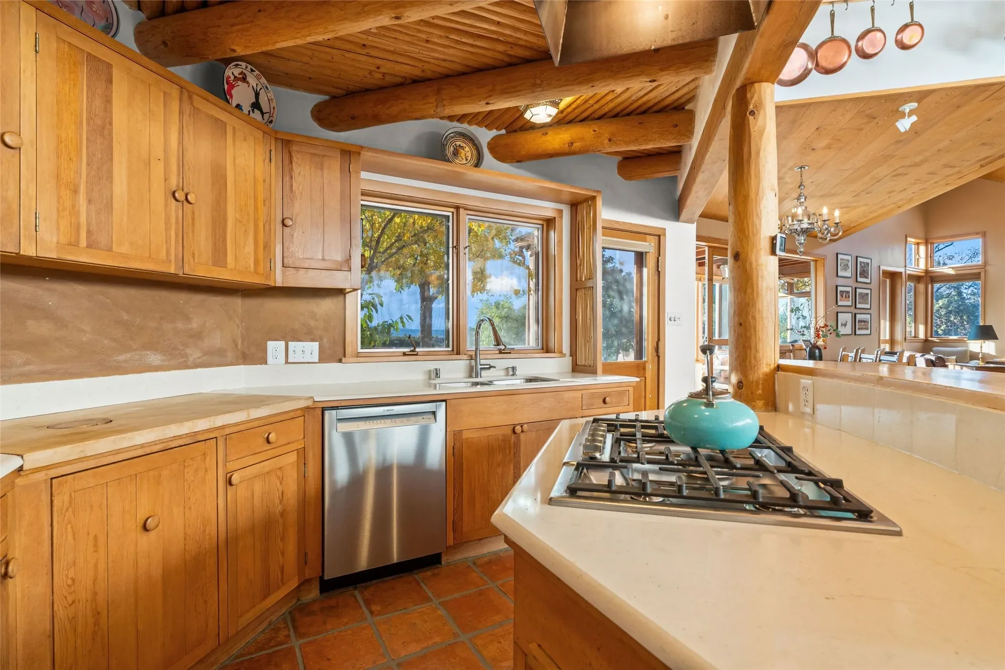 30 Vuelta Tomas , Santa Fe, NM 87506, Santa Fe, New Mexico, United States. - Photo 19