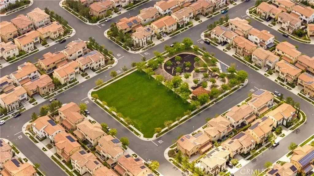 90 Rockinghorse, Irvine, California, United States. - Photo 23