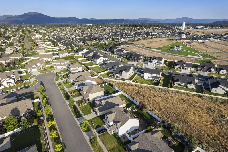 4662 W Tramore Dr, Coeur d'Alene, ID 83815, Coeur d'Alene, Idaho, United States. - Photo 41