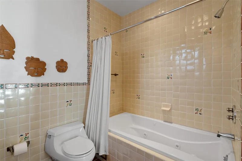 67 Camino Amor, Santa Fe, NM 87506, Santa Fe, New Mexico, United States. - Photo 31