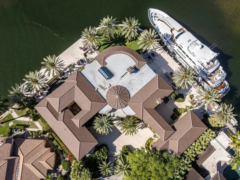 1 Isla Bahia Dr, Fort Lauderdale, Florida, United States. - Photo 29