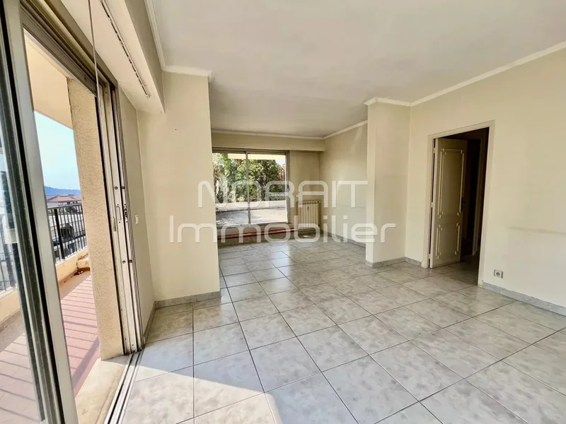 31 Avenue Cap de Croix, Nice, Provence-Alpes-Côte d'Azur, France. - Photo 6
