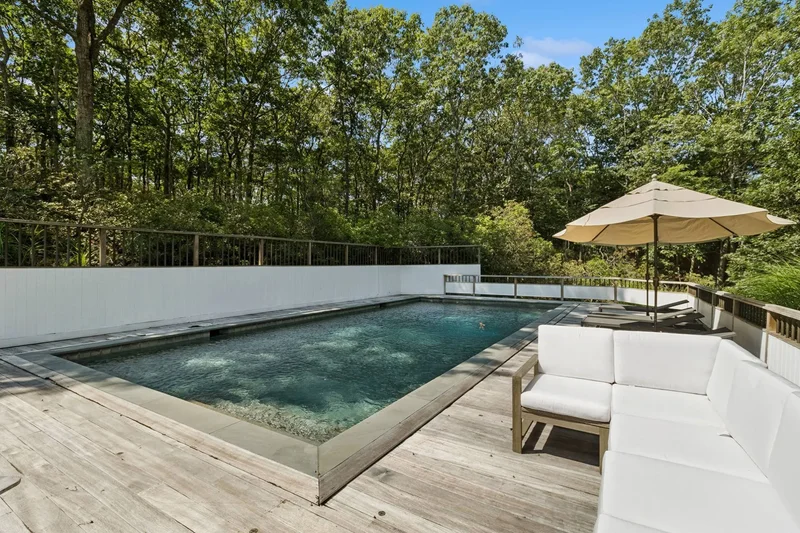 Ridge Road, East Hampton, New York, United States. - Photo 24