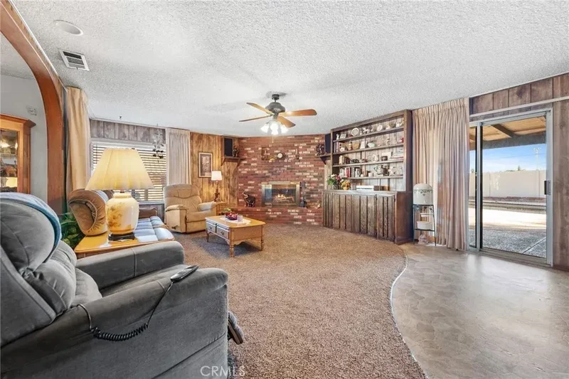 18200 Van Buren, Riverside, California, United States. - Photo 14