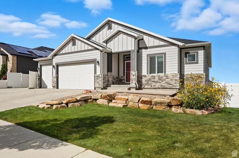 7566 W BOX LEAF CIR, Herriman, Utah, United States. - Photo 13