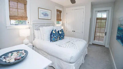 Thumbnail 44
