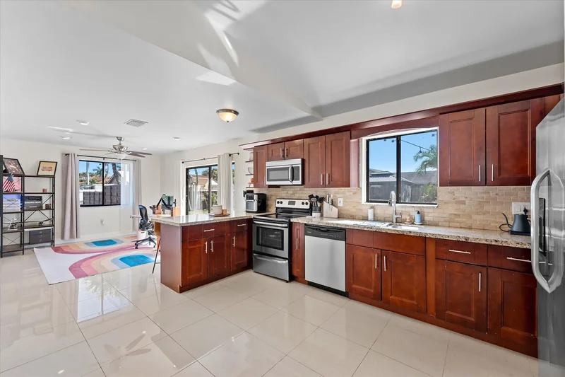 12900 SW 189th St , Miami, FL 33177, Miami, Florida, United States. - Photo 30