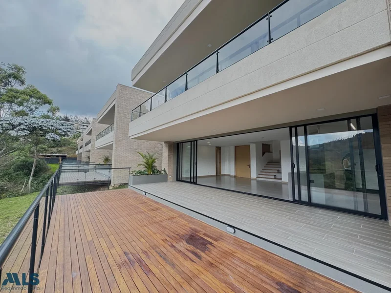 COZY BRAND NEW HOUSE FOR SALE IN RIONEGRO, SAJONIA SECTOR