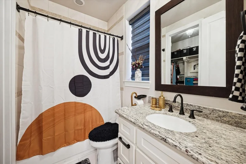 5820 Darling Street, Houston, Texas, United States. - Photo 17