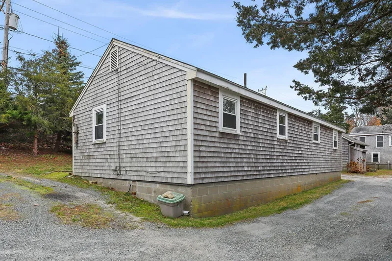 2705 State Highway 1-8, Eastham, Massachusetts, United States. - Photo 41