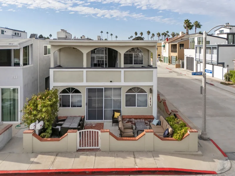 213 41st Street, Newport Beach, Ca 92663