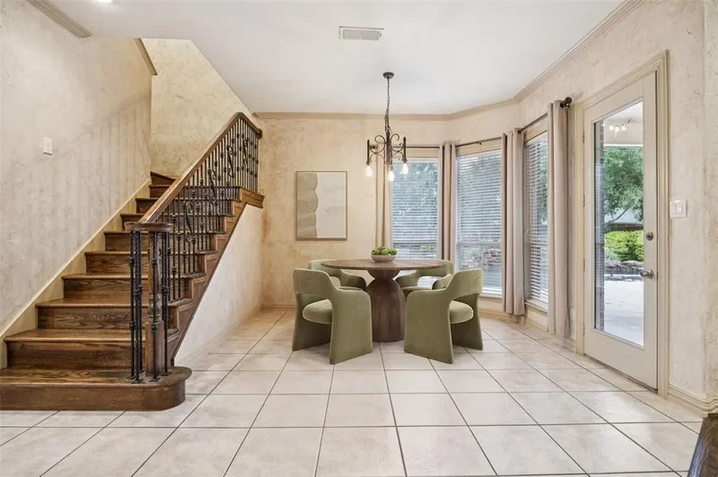 Single Family Residence in North Richland Hills