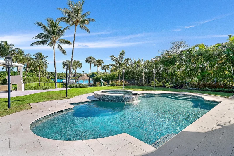 11971 SE Tiffany Way, Tequesta, Florida, United States. - Photo 11