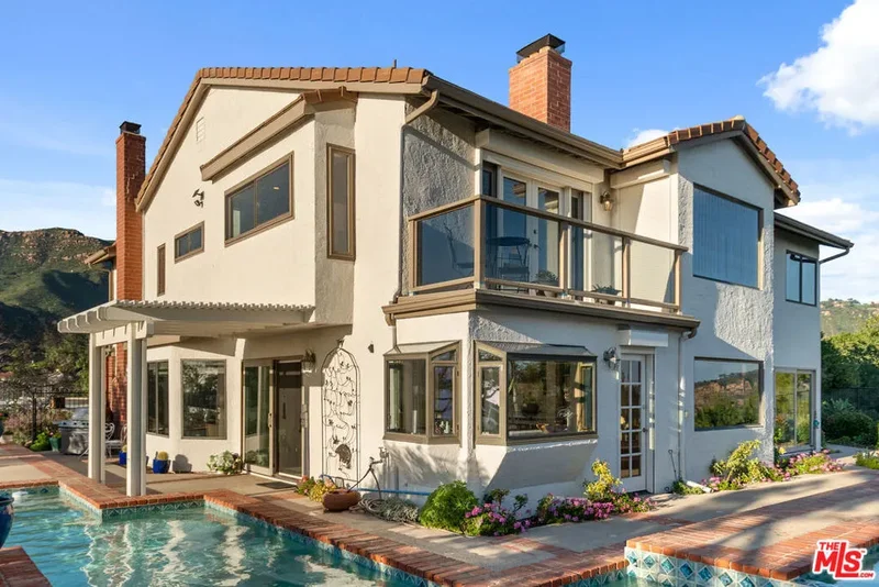 23255 W Paloma Blanca Drive, Malibu, California, United States. - Photo 34