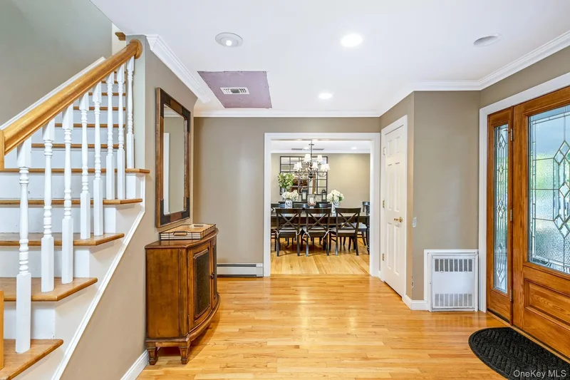 44 Twixt Hills Road , Saint James, NY 11780, Saint James, New York, United States. - Photo 25