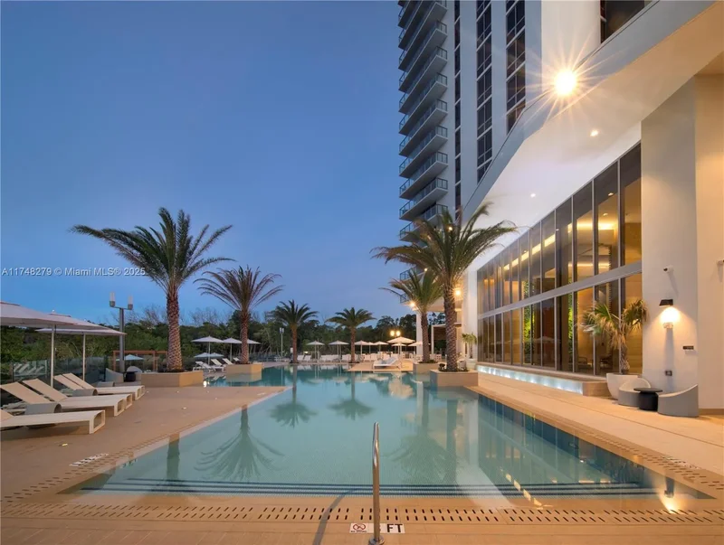 16385 Biscayne Blvd 1221, Golden Beach, Florida, United States. - Photo 22