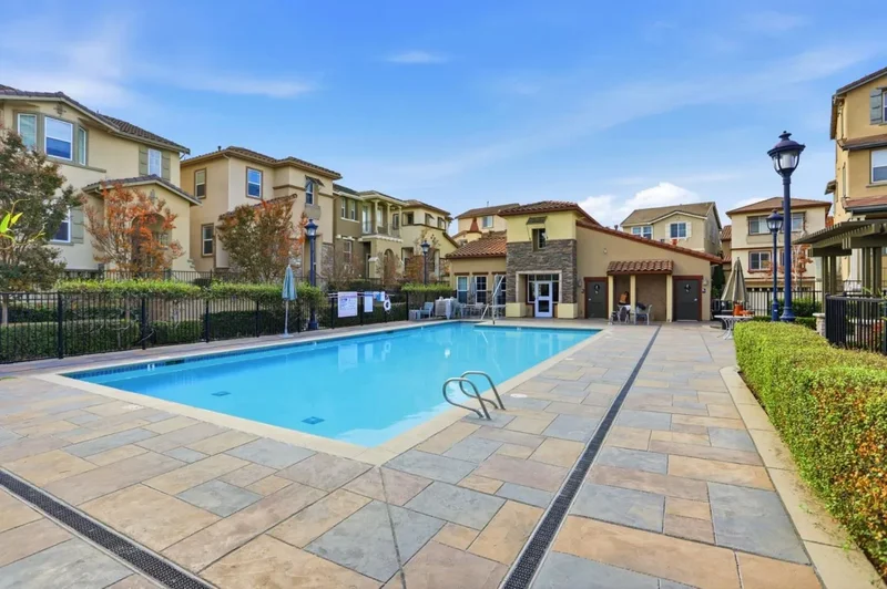 745 Mente Linda Loop, Milpitas, California, United States. - Photo 32