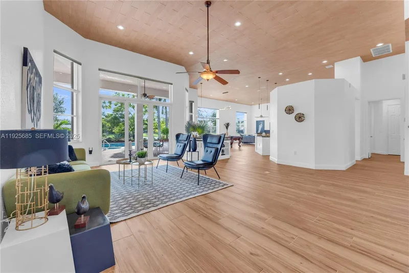 13890 SW 41st St, Davie, FL, 33330, USA, Davie, Florida, United States. - Photo 10