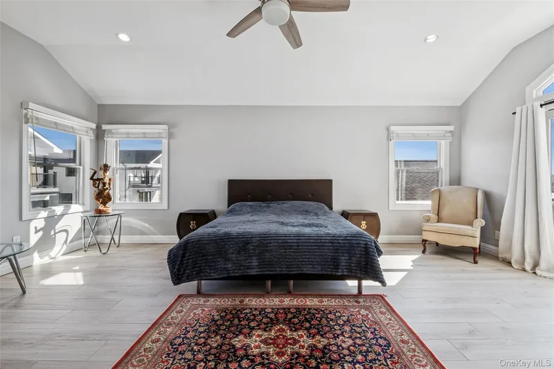 71 Michigan Street, Long Beach, New York, United States. - Photo 13