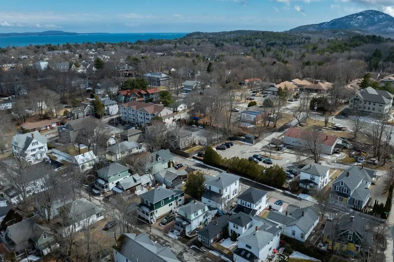 5 Bowles Avenue, Bar Harbor, ME 04609, Bar Harbor, Maine, United States. - Photo 9