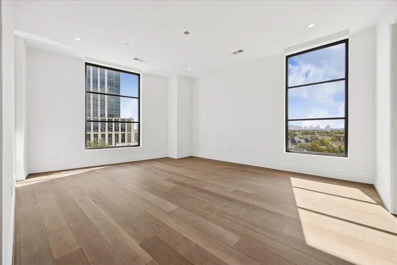 2323 San Felipe Street, Houston, Texas, United States. - Photo 8