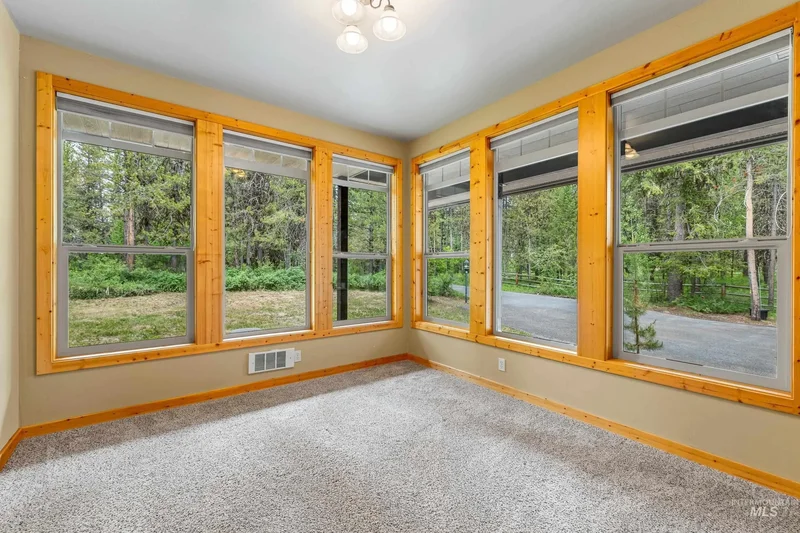 14199 Franklin Rd, McCall, Idaho, United States. - Photo 11