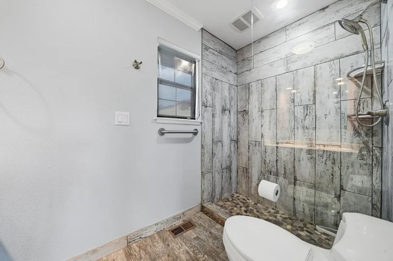 100 Dakota Drive, Valley Springs, CA 95252, Valley Springs, California, United States. - Photo 44