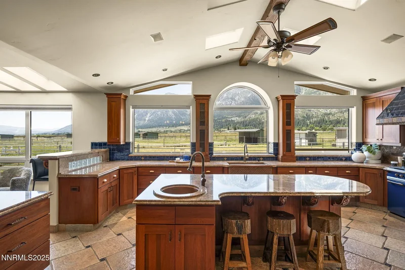 389 Mottsville Lane, Gardnerville, NV 89460, Gardnerville, Nevada, United States. - Photo 63