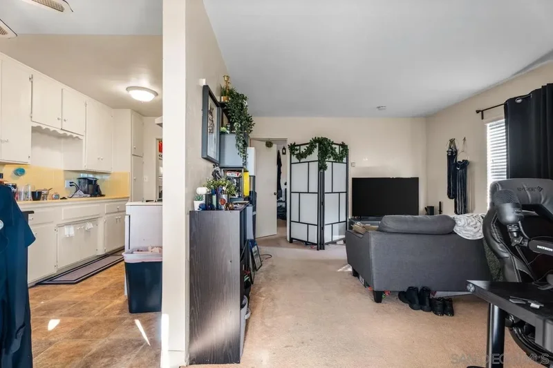 5707 Mildred St, San Diego, California, United States. - Photo 9